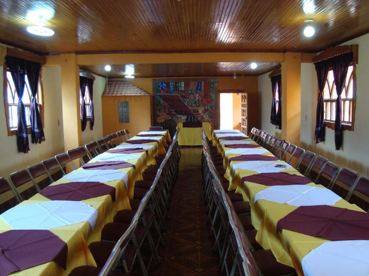 Hotel Y Restaurante Villa Nebaj Extérieur photo